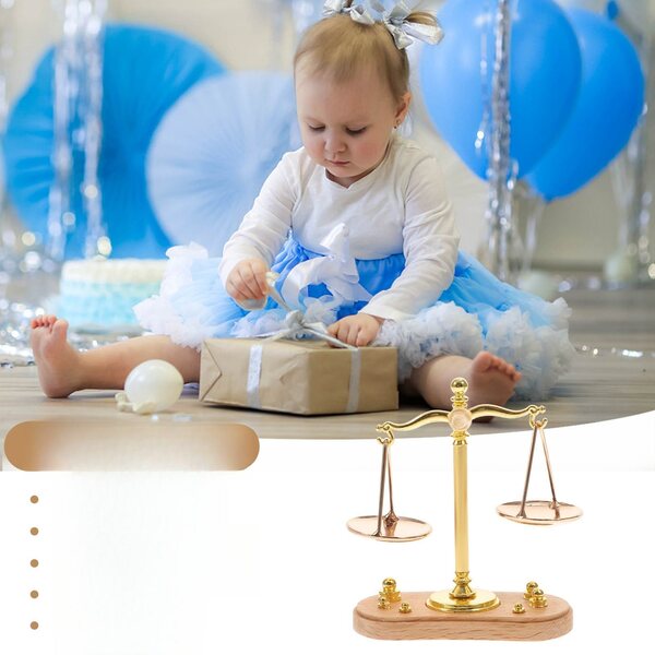Mini bilancia vintage in lega di zinco per decorazioni e giochi per bambini