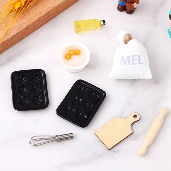 Set Miniaturizzato di Strumenti da Cucina in Legno e Plastica per Casa delle Bambole