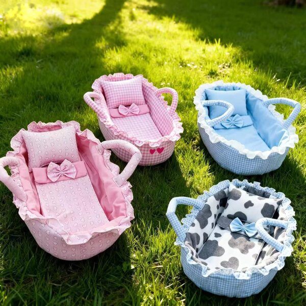 Amaca morbidissima per bambole 30 cm con coperta e cuscino staccabili CAZSTYK