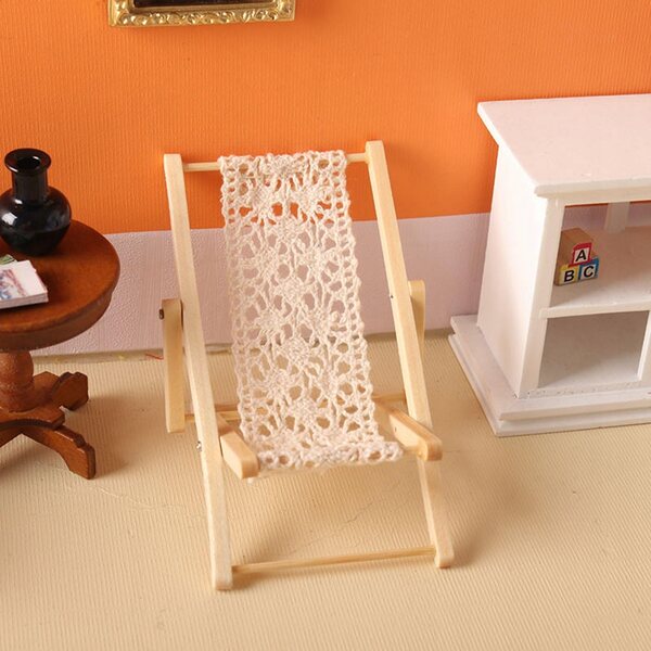 Mini Sedia Pieghevole in Legno per Casa delle Bambole Scala 1:12