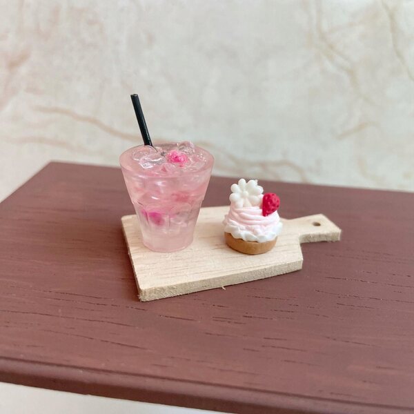 Cocktail Kubetto Miniatur für Puppenhaus aus Resin 1/6 1/8 1/12