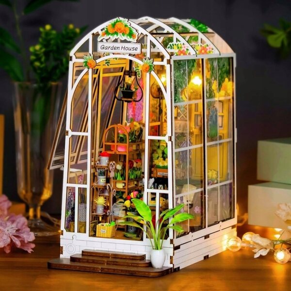 3D-Miniatur-Domček-Gartenset zum Zusammenbauen mit LED-Beleuchtung