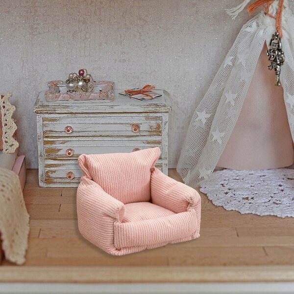 Miniature pink sofa til dukkehus 1:12 detaljerede møbler