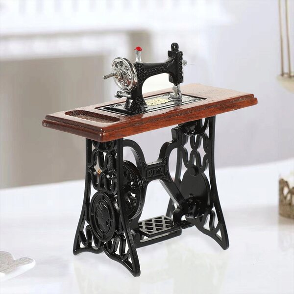 Machine à coudre miniature pour maison de poupée en bois et métal 7,5x7,1 cm