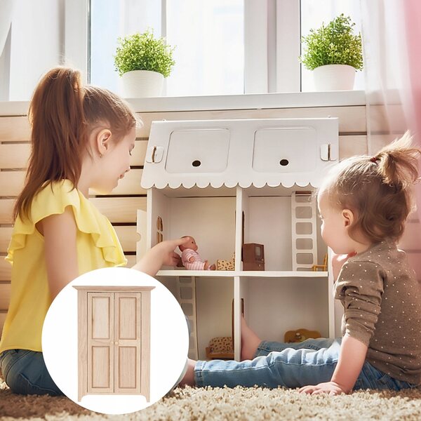 Mini modello mobili in legno beige ideale per set gioco bambini e decorazioni