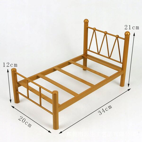 Set Miniature Mobili Camera da Letto per Bambole 1:16 Letto Singolo Metallo Oro