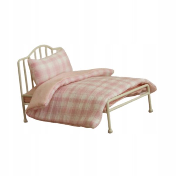 Letto in metallo per casa delle bambole scala 1:12 con biancheria da letto