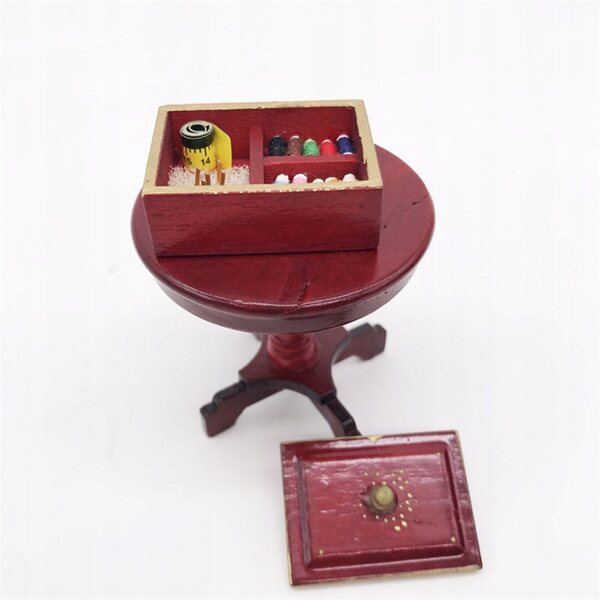 Set 2 Mini Giochi da Cucito in Legno Vintage per Casa delle Bambole