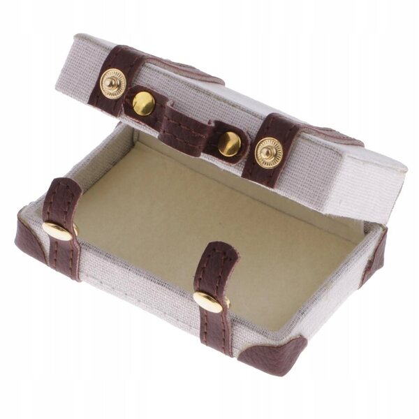 1/6 witte vintage koffer miniatuur voor poppenhuis, elegant houten ontwerp