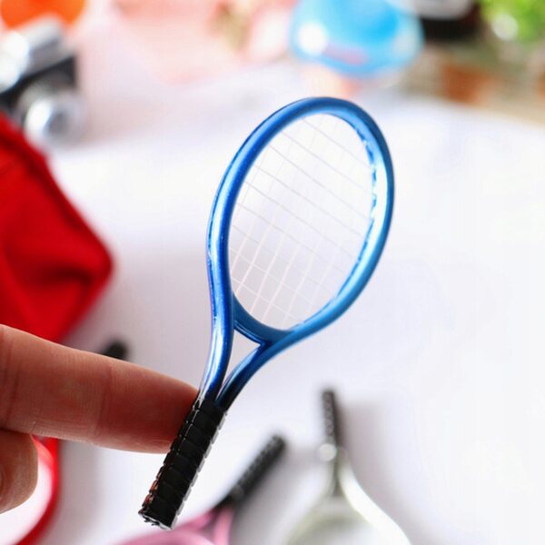 Set Miniature Racchette e Palline da Tennis per Decorazione Casa delle Bambole