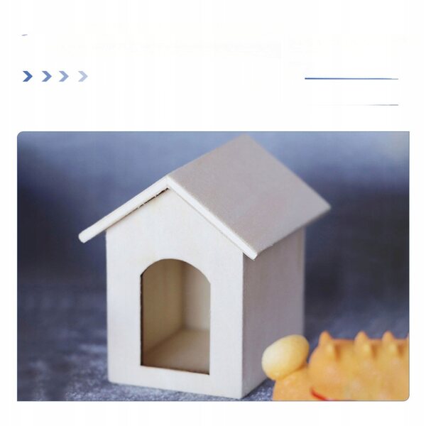Beigefarbenes Mini-Hausmodell aus Holz für kreative Dekorationen und Geschenke