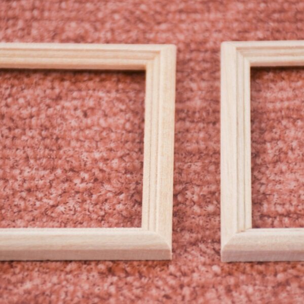 Set 4 Mini Cornici in Legno Beige per Foto e Decorazioni Domestiche