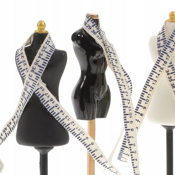 Lot de 4 mini mannequins féminins colorés en résine pour décorations et jeux