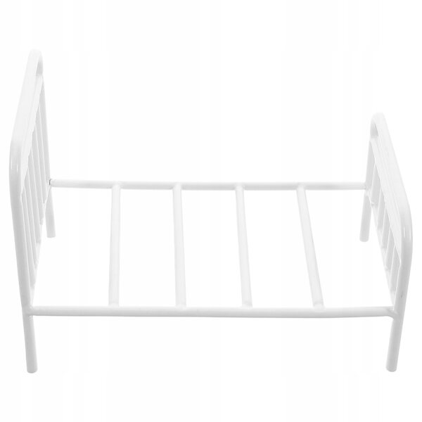 Mini letto in ferro bianco per casa delle bambole, design realistico e decorativo