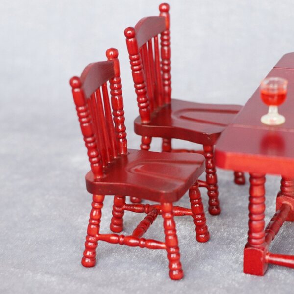 Mini sedia in legno di betulla rossa, decorazione durevole e leggera per casa delle bambole