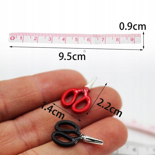Set 4 Miniature Forbici da Cucito con Metro per Casa delle Bambole