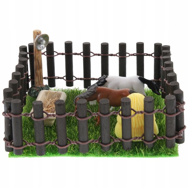 Modello Miniatura Stalla per Cavalli in Legno e Plastica, Dimensioni 9x9 cm
