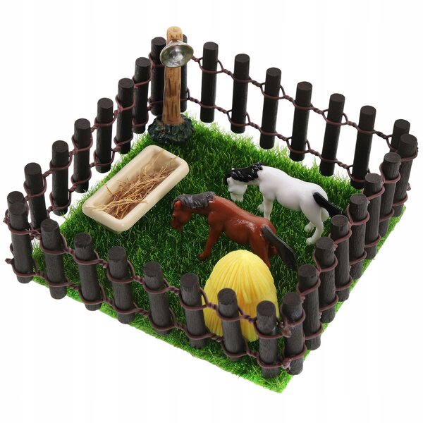 Modello Miniatura Stalla per Cavalli in Legno e Plastica, Dimensioni 9x9 cm