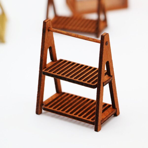 Mini stand in legno a due livelli per scenografie 1/6 1/12 colore marrone scuro