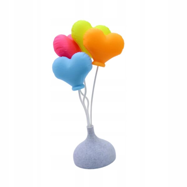 Miniature dekoration med hjerteballon til scenografi og modellering