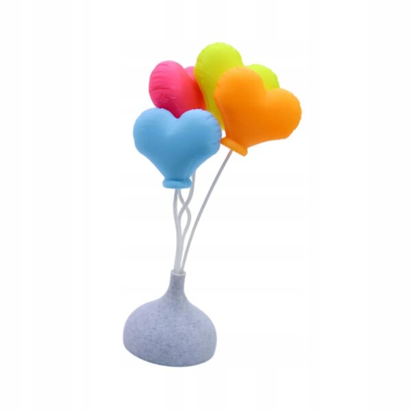 Miniature dekoration med hjerteballon til scenografi og modellering