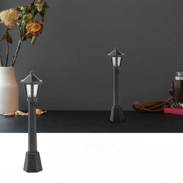 Lot de 4 lampadaires miniatures noirs pour décorations et jeux d'enfants