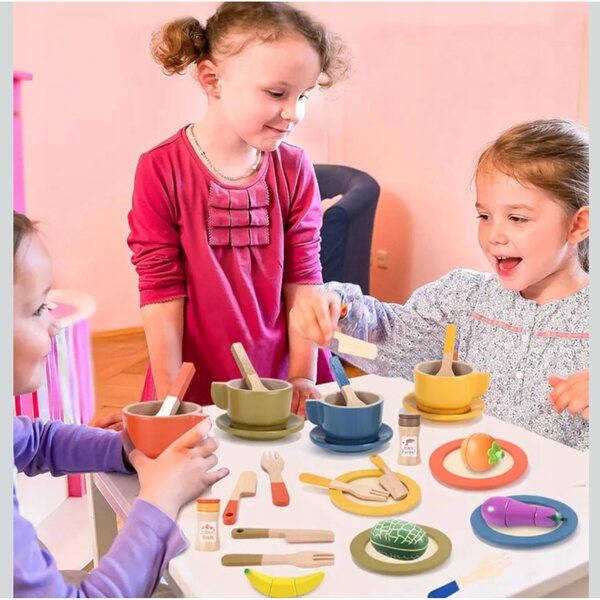 Set di 26 Piatti e Accessori da Cucina in Legno per Bambini dai 3 Anni