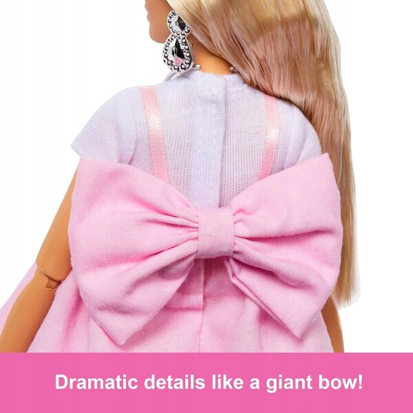 Barbie Deluxe Style - Lalka w pastelowo różowej sukience Barbiecore (HYV27)