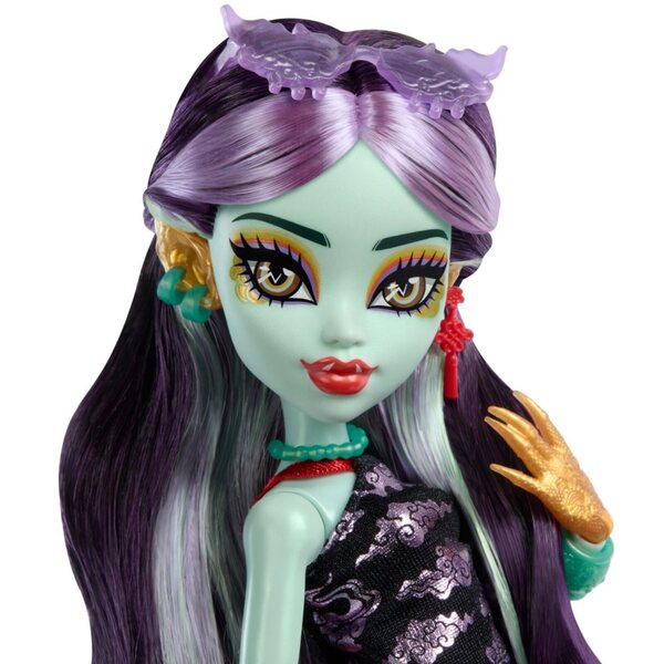 Monster High Jinafire Long 27 cm con animale Cloudy Yun Yun – bambola articolata per bambini