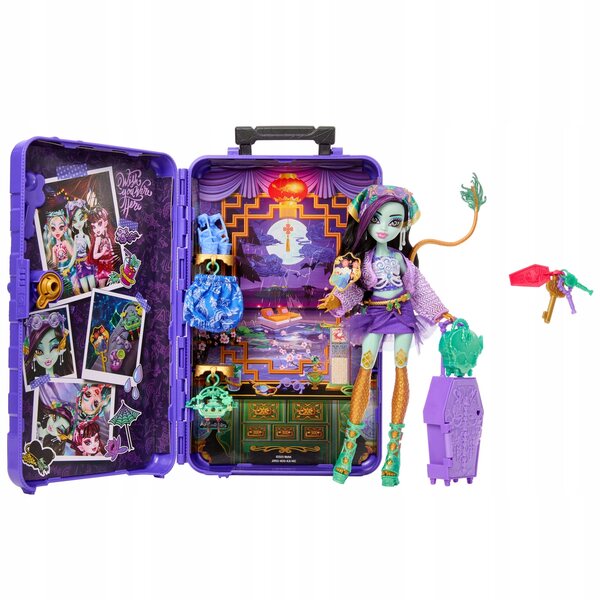 Monster High Jinafire Long 32 cm con Accessori Set Vacanze per Bambini 4+