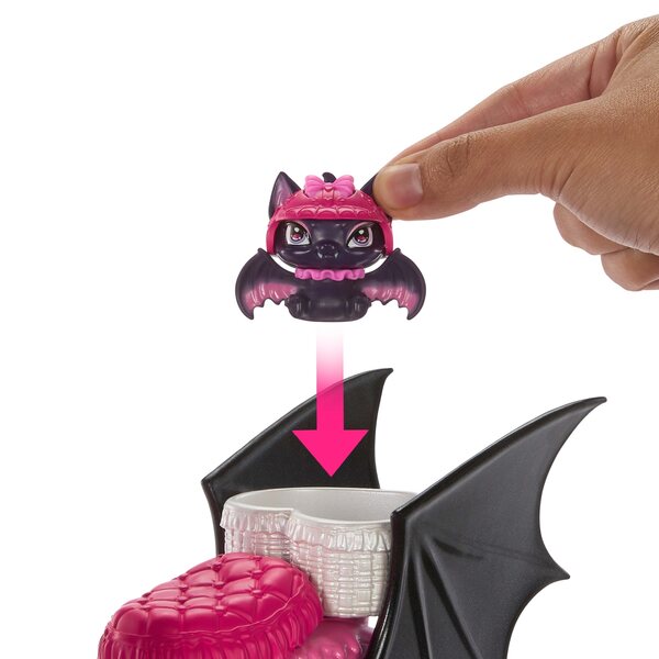 Monster High Draculaura con Wampirystyczny Skuter e Accessori per Bambini 4+
