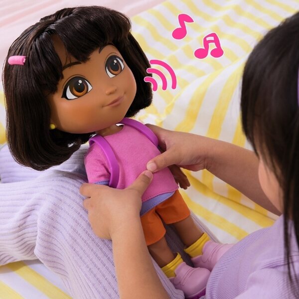 Dora bambola interattiva cantante e bilingue 30,4 cm con accessori
