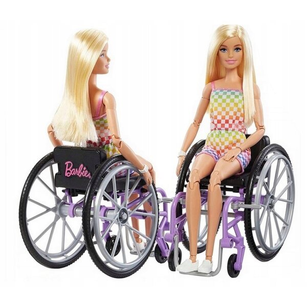 Barbie Fashionistas im Rollstuhl mit Rampe – Inklusivität und Stil für Kinder ab 3 Jahren