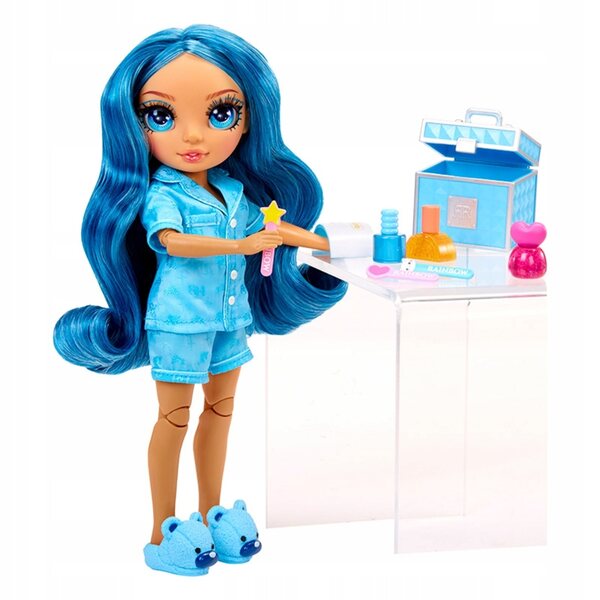Bambola Rainbow High Skyler Bradshaw con pigiama e accessori 22 cm