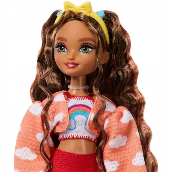 Barbie Teresa auf Rollschuhen mit Mode- und Kreativitätszubehör 29 cm