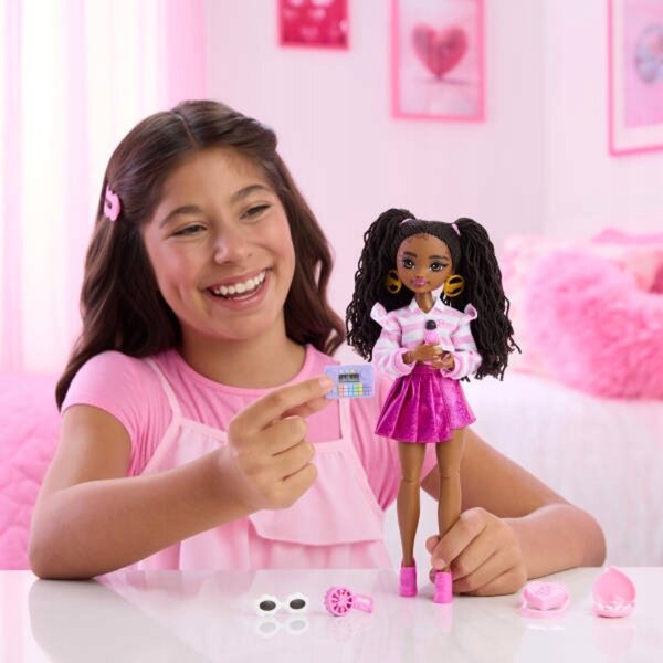 Barbie Dream Besties Brooklyn-Puppe mit Ballerina-Zubehör für Kinder ab 4 Jahren
