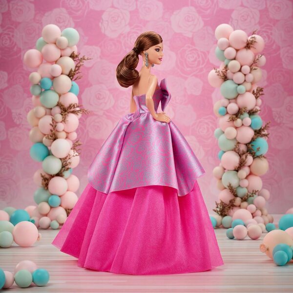 Barbie-Geburtstagswünsche: elegante Puppe mit rosa Kleid und anpassbarer Karte