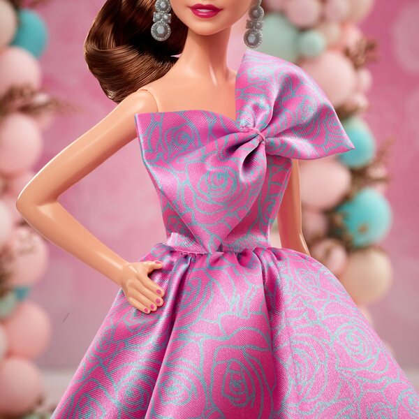 Barbie-Geburtstagswünsche: elegante Puppe mit rosa Kleid und anpassbarer Karte