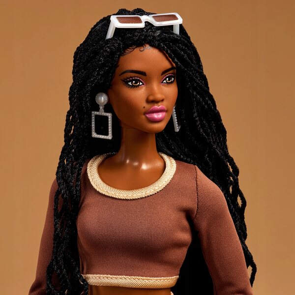 Barbie Signature You Create Basics Kit Neutral mit Zubehör und Anpassungsmöglichkeiten