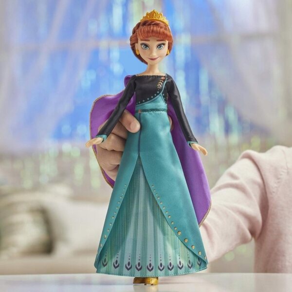 Anna Disney Frozen interaktive singende Puppe – Hasbro E8881