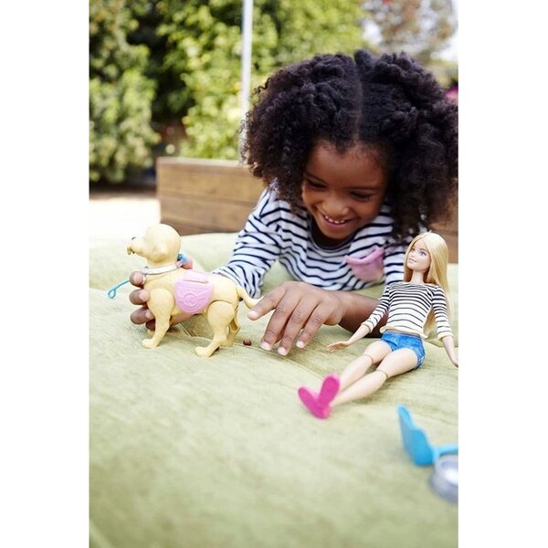 Barbie mit interaktivem Hund und Laufzubehör – Spiel für Kinder ab 3 Jahren
