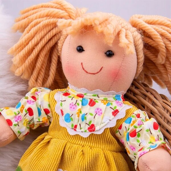 Bambola di pezza Dominika Bigjigs Toys 28 cm per bambini 12 mesi+