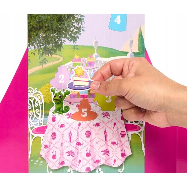 Bambola Rapunzel Disney Princess Spin Reveal con accessori e scenografia