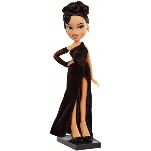 Bratz x Kylie Jenner Night Fashion Doll con abito lungo e accessori 25 cm