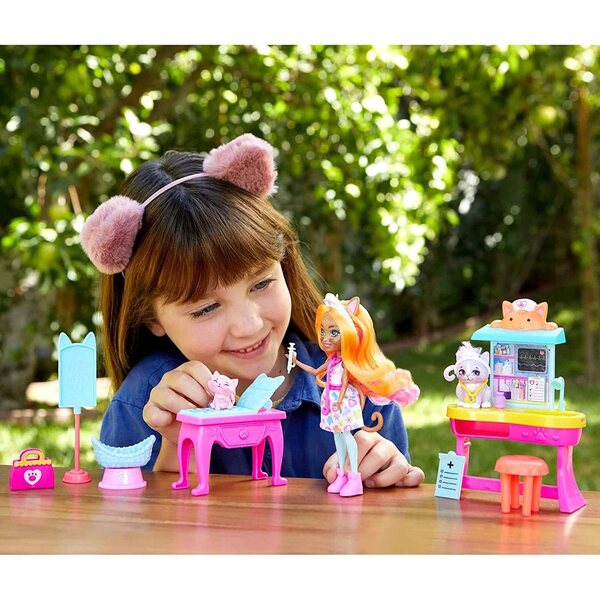 ENCHANTIMALS LALKA DR CARLIN CAT gabinet lekarski