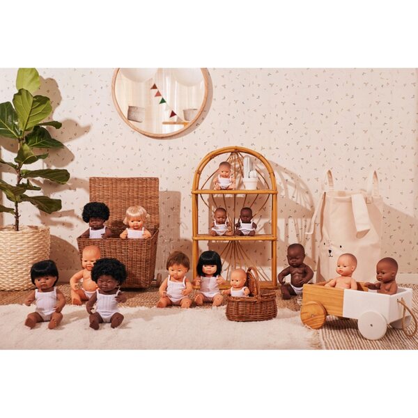 Miniland Europäische Puppe 21 cm – die perfekte Erstlingspuppe für Kinder ab 10 Monaten