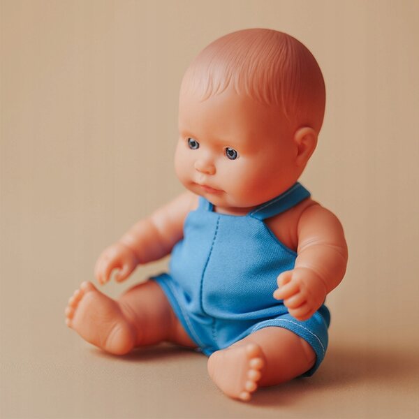 Miniland Bambola Europea Ragazzo 21 cm My Friends & Me - Educativa e Multiculturale