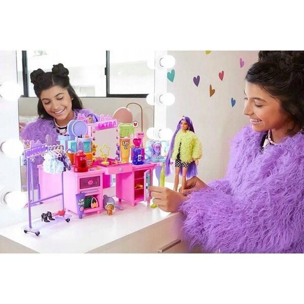 Barbie Extra con toeletta luminosa, cane e 45 accessori per bambini oltre 3 anni