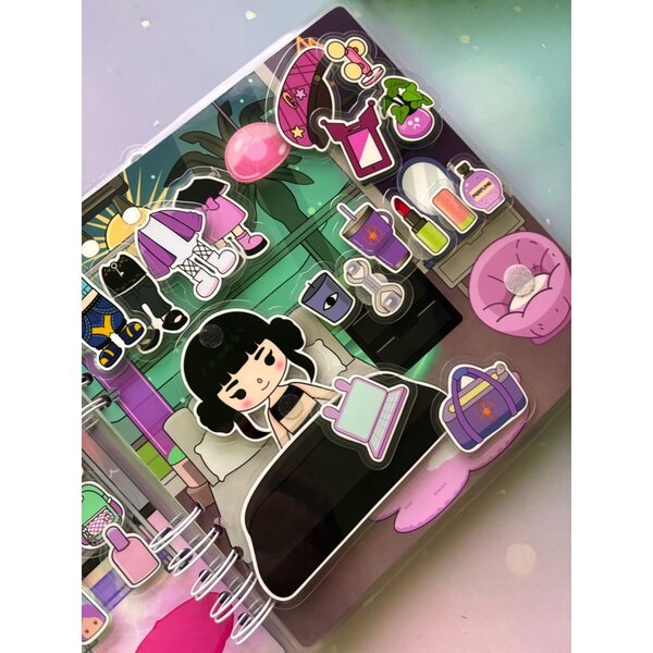 Toca Boca K-Pop Албум за ловци на демони с магнитни герои и сценарии 20x20 cm
