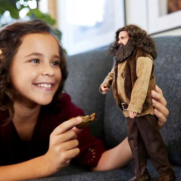 Mattel Harry Potter Rubeus Hagrid pop 33 cm met Norbert de Draak - Magical Collection